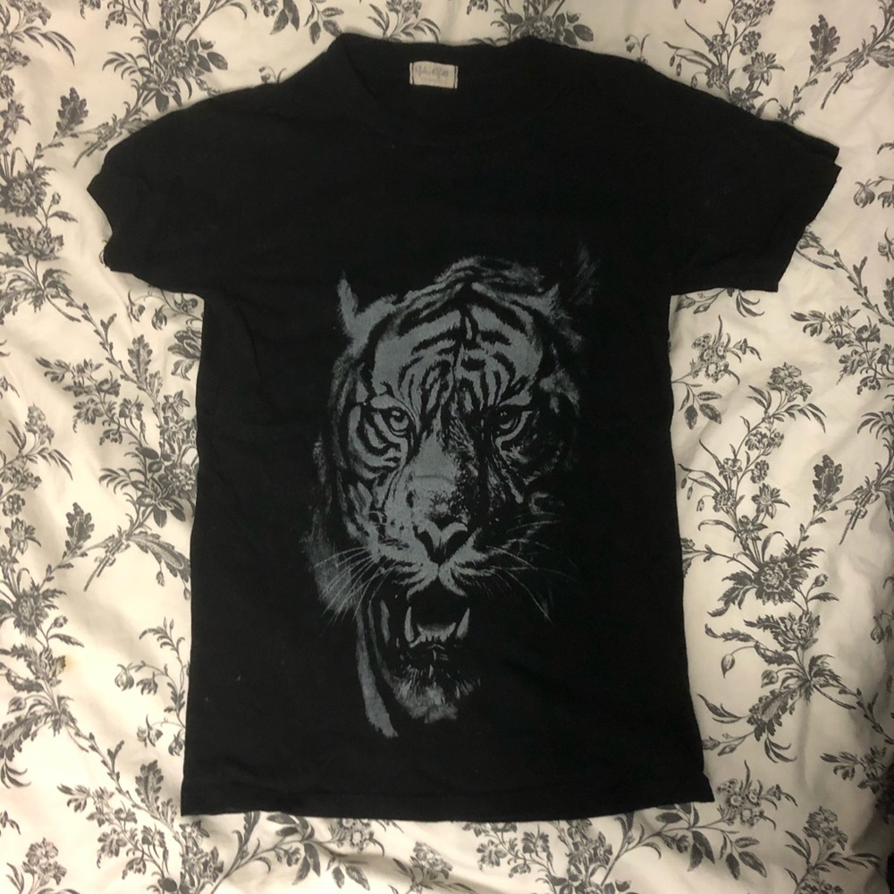 Brandy Melville tiger top